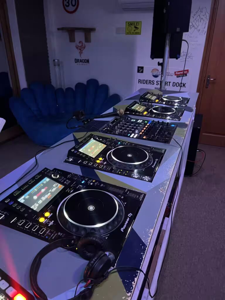 CDJ & Mixer Package 2